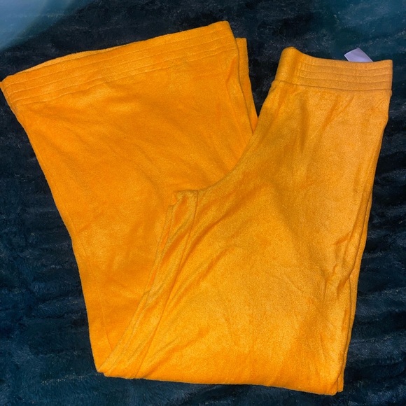 Simon Miller Loa Terry Pants in Orange - Picture 4 of 6
